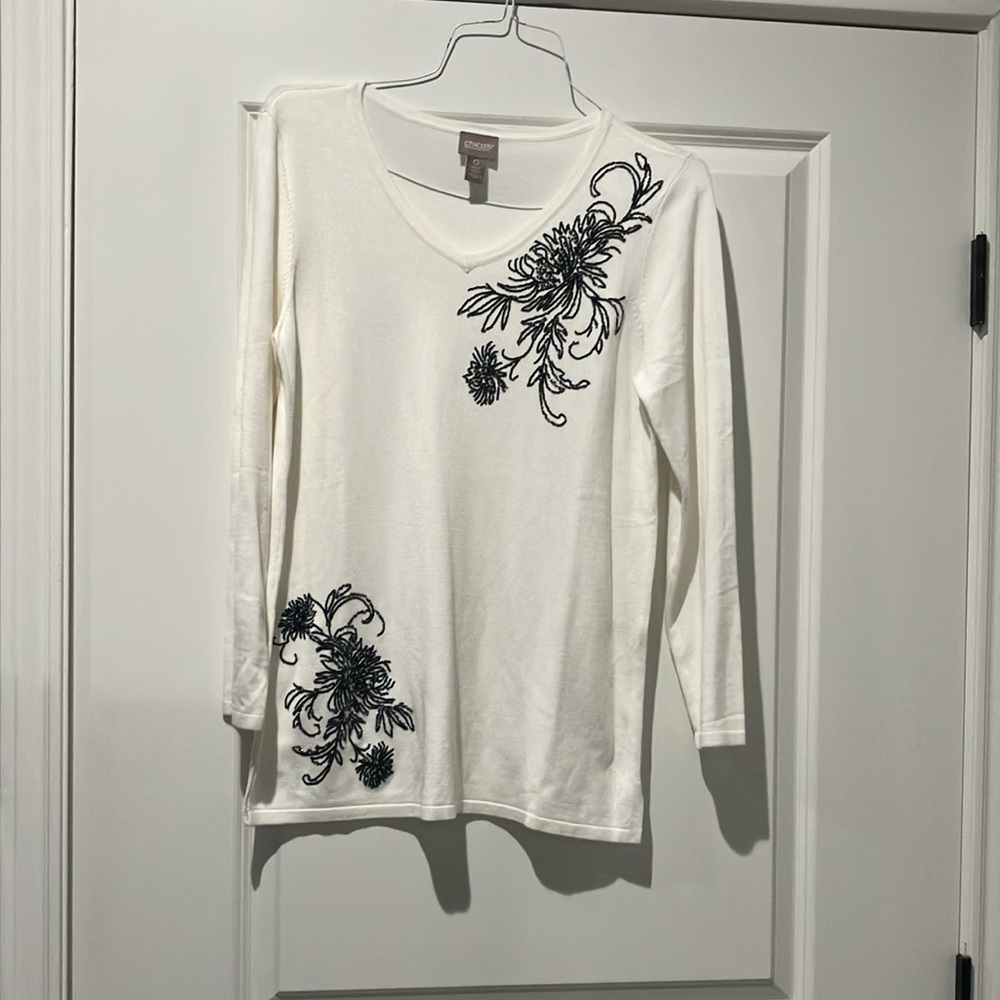 Chico’s White Long Sleeve Sweater with Black Beaded Floral Design-NWOT-Size 0
